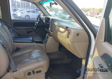 2002 Chevrolet Avalanche 1500 z USA, uszkodzony, nr VIN 3GNEK13T32G218919